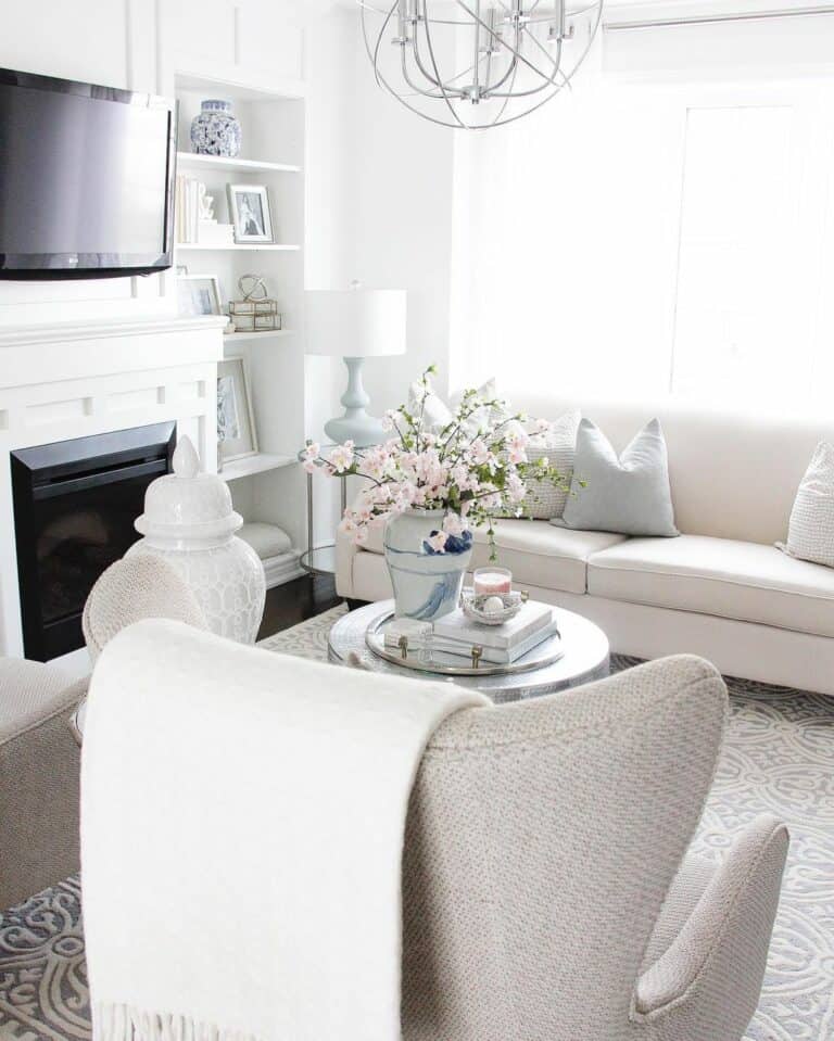 Elegant Modern Pastel Neutral Living Room Ideas