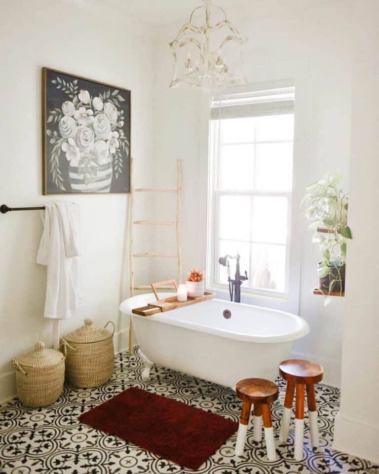 Farmhouse Bathtub Tile Ideas With Rustic Accents