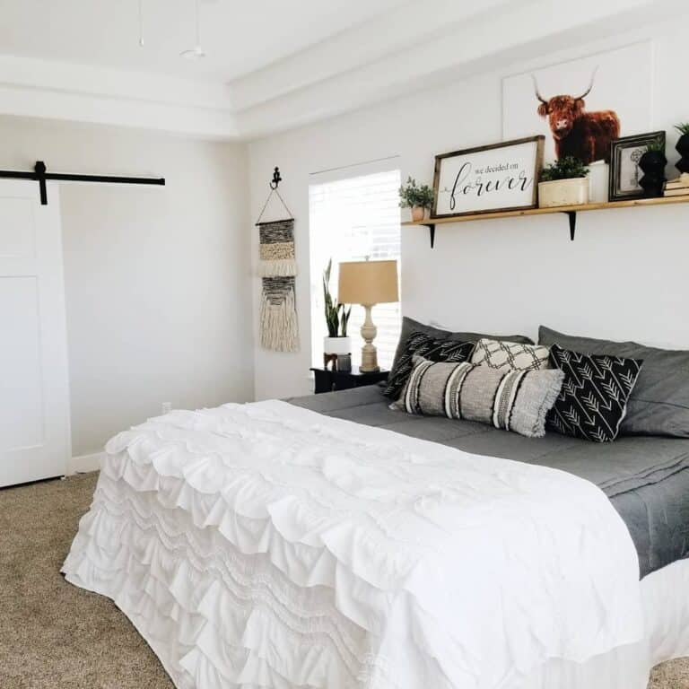 Farmhouse Bed With No Headboard