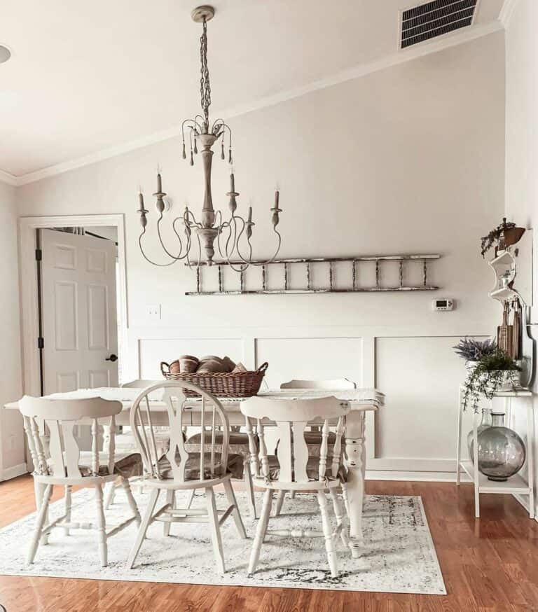 Farmhouse Dining Room With Vintage Décor