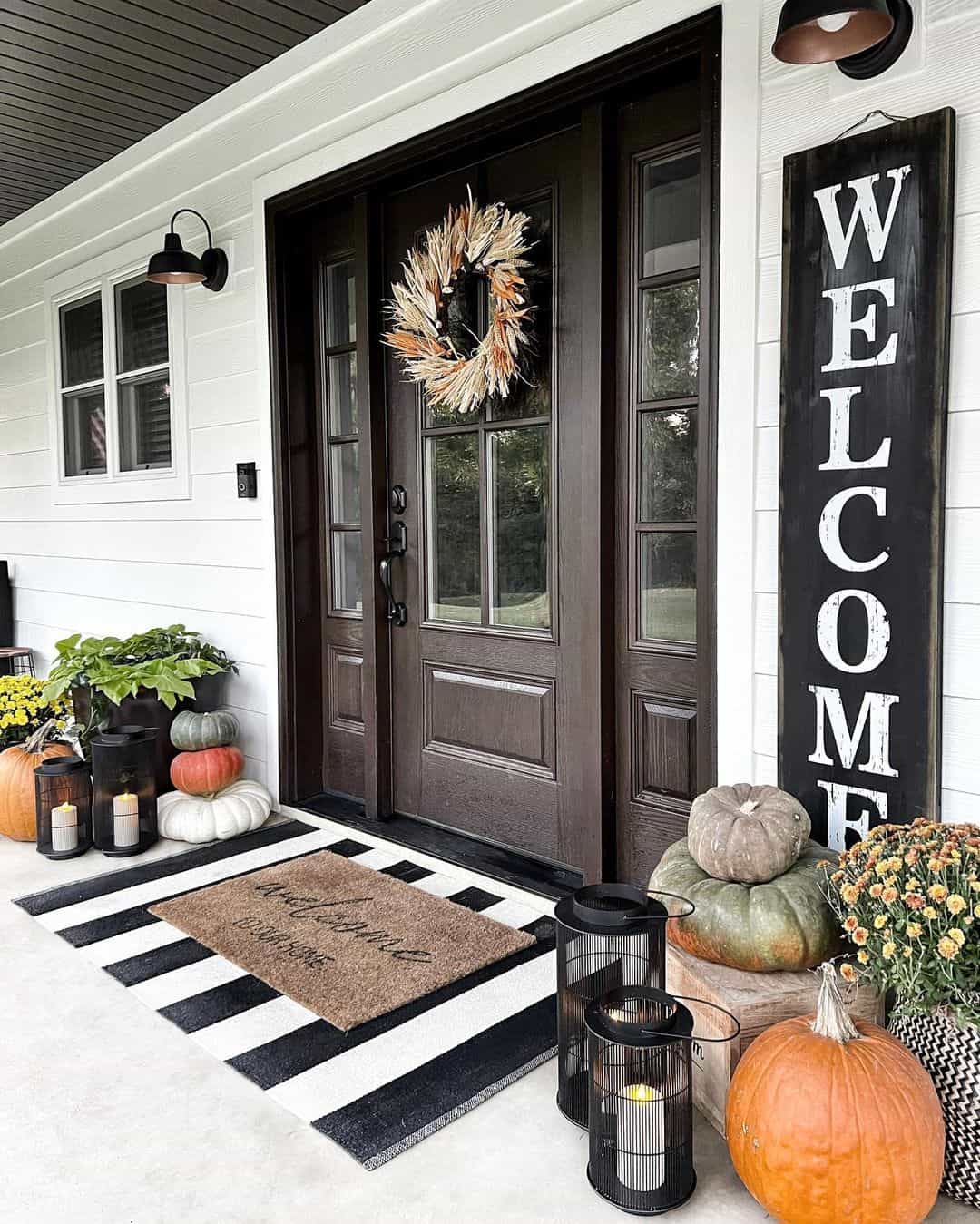 35 Fall Lantern Ideas To Welcome the Season to Your Home