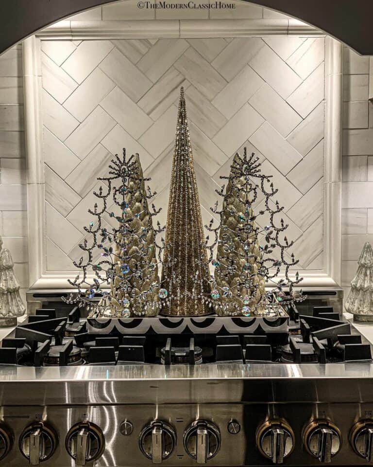 Festive Christmas Kitchen Décor With Herringbone Backsplash