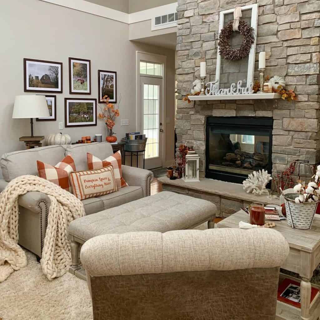 Fireplace Farmhouse Living Room Décor
