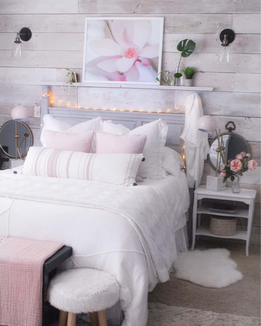 32 Above Bed Wall Décor Ideas for Every Style and Budget