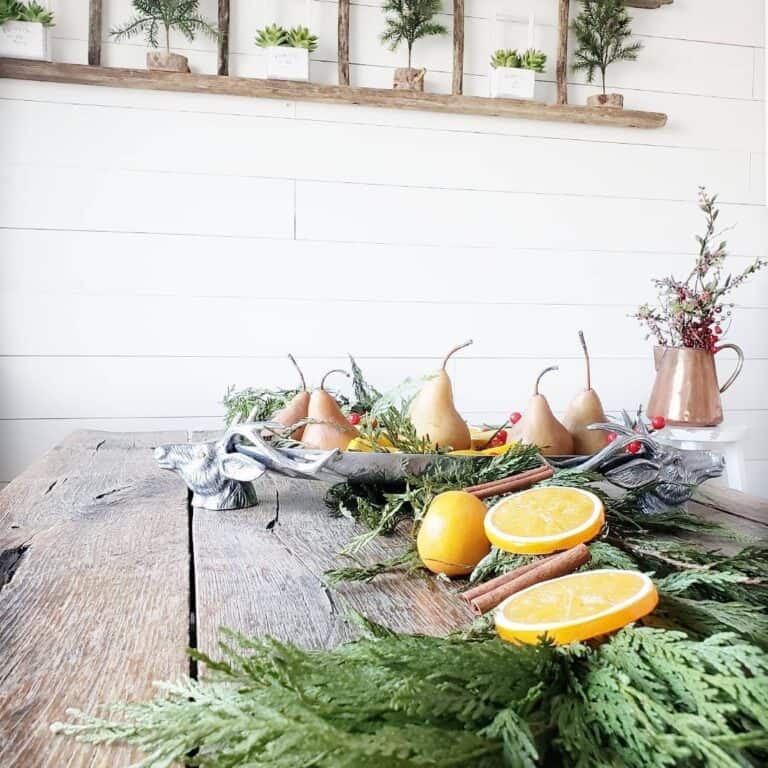 Fragrant Orange Garland With Christmas Pine Boughs