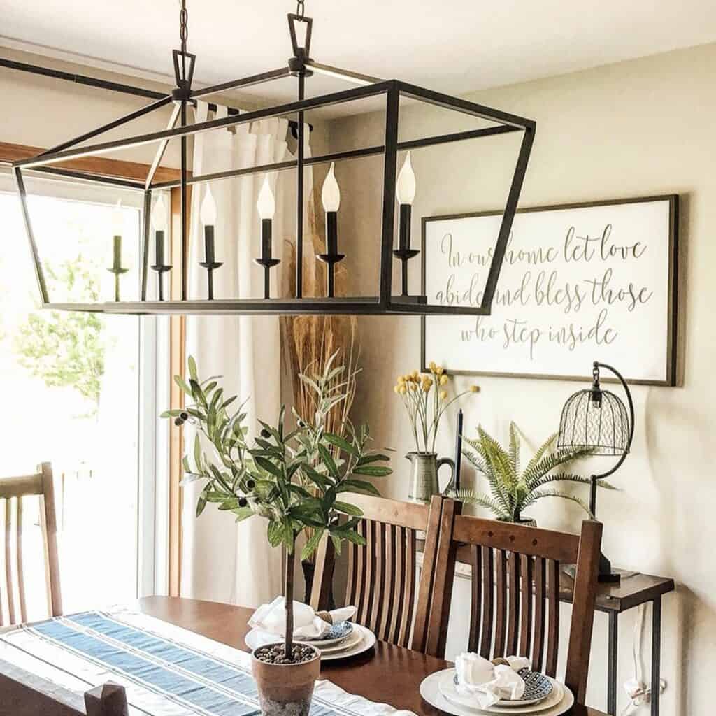 Gorgeous Black-accented Farmhouse Chandelier in Dining Room