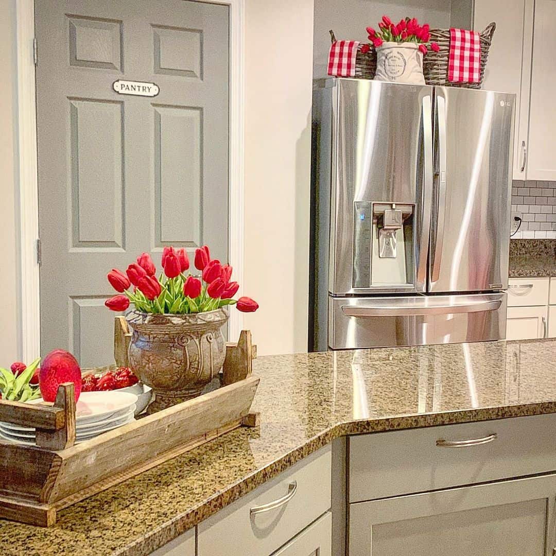 29 Pantry Door Ideas To Make Your Kitchen Stand Out