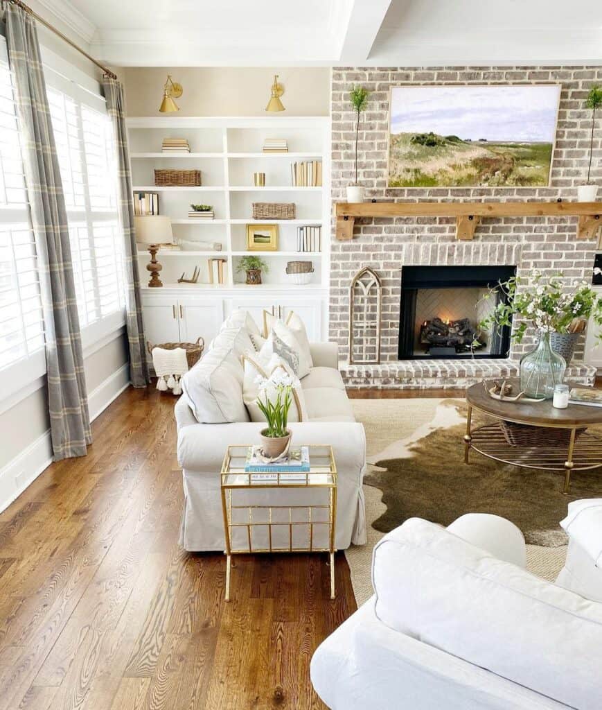 Green and White Spring Living Room Décor