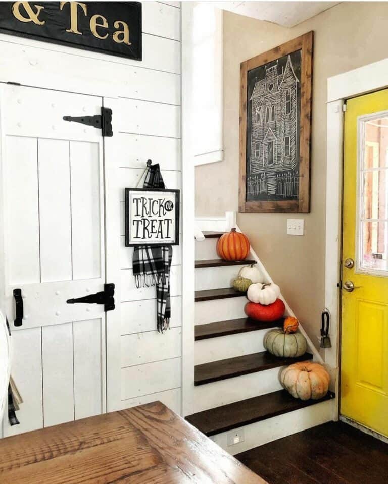 Halloween Farmhouse Chalkboard Wall Décor