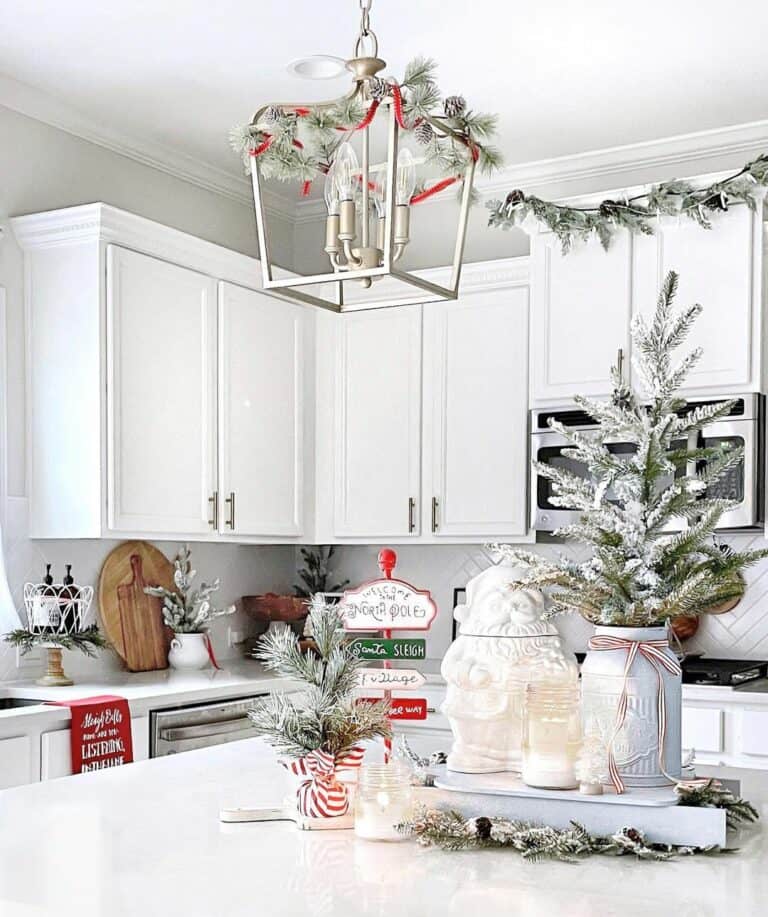 Holiday Kitchen Décor
