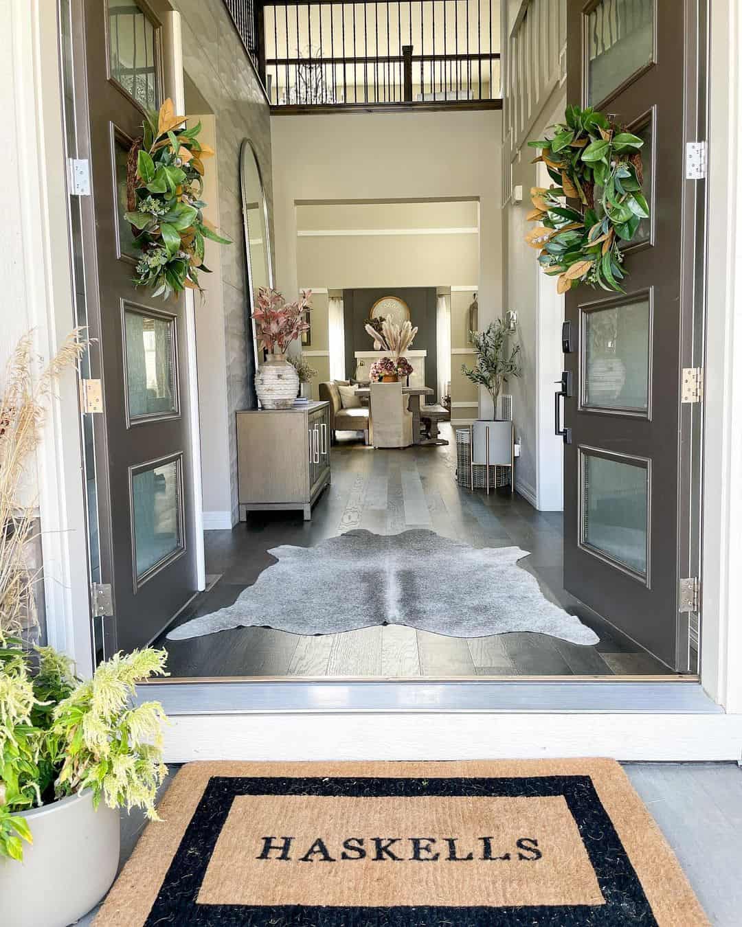 How to Style Dark Grey Wood Flooring for an Entry - Soul & Lane