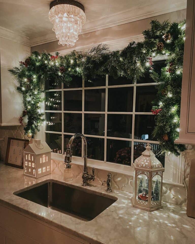 Kitchen Sink With Christmas Décor
