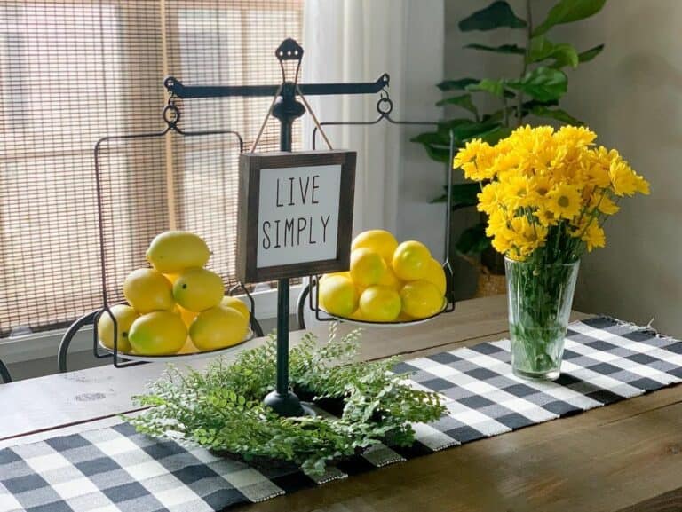 Lemon Styling for Summer Table Centerpiece