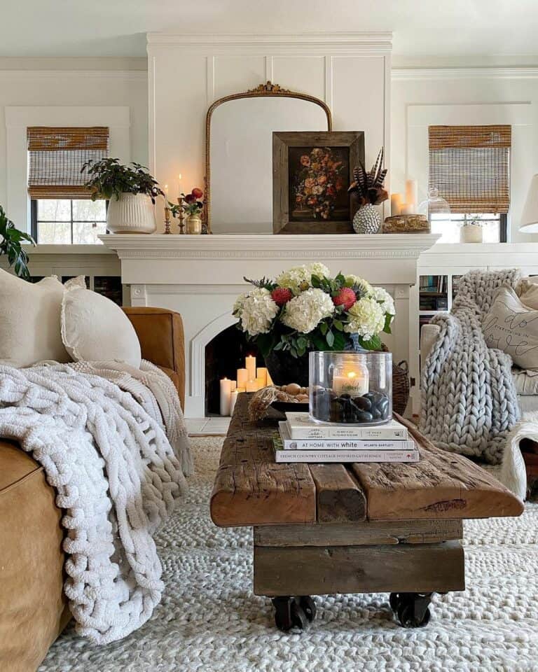Living Room With Cozy Details