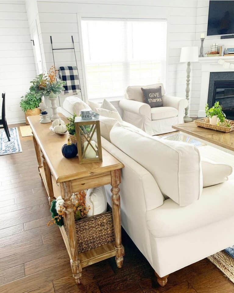 Living Room With White and Wooden Elements
