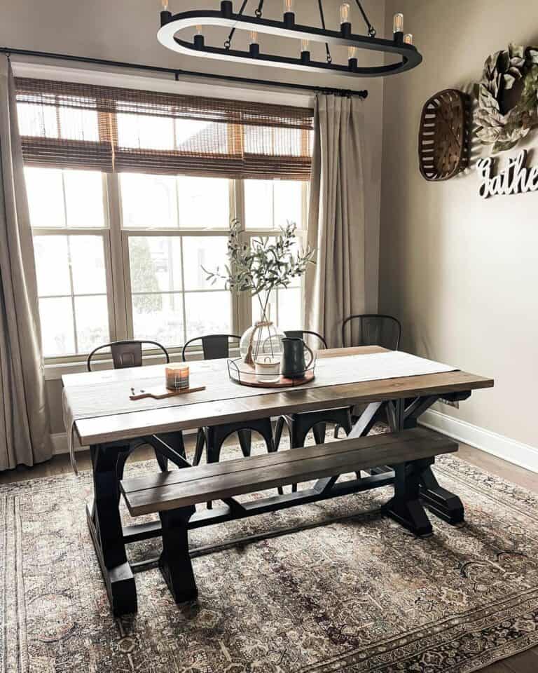 Minimalist Farmhouse Dining Room With Decorative Window Grids