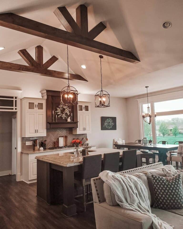 Mix of Brown and White Kitchen Décor