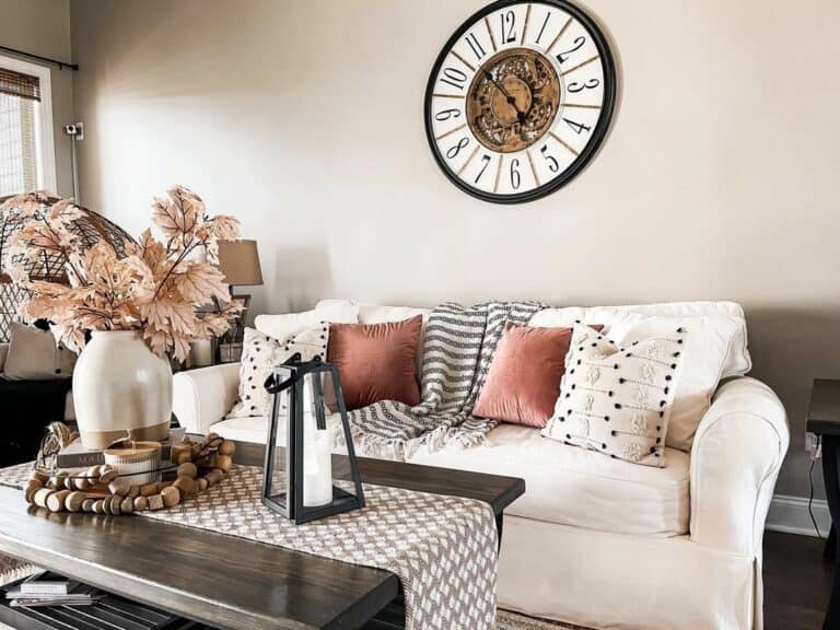 Modern Farmhouse Fall Coffee Table Design