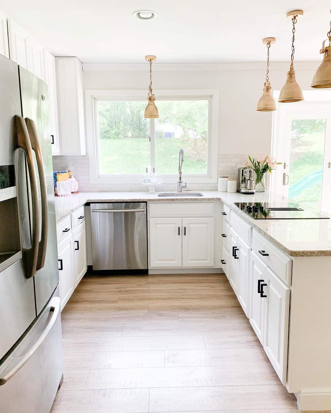 Modern farmhouse on sale kitchen lighting ideas