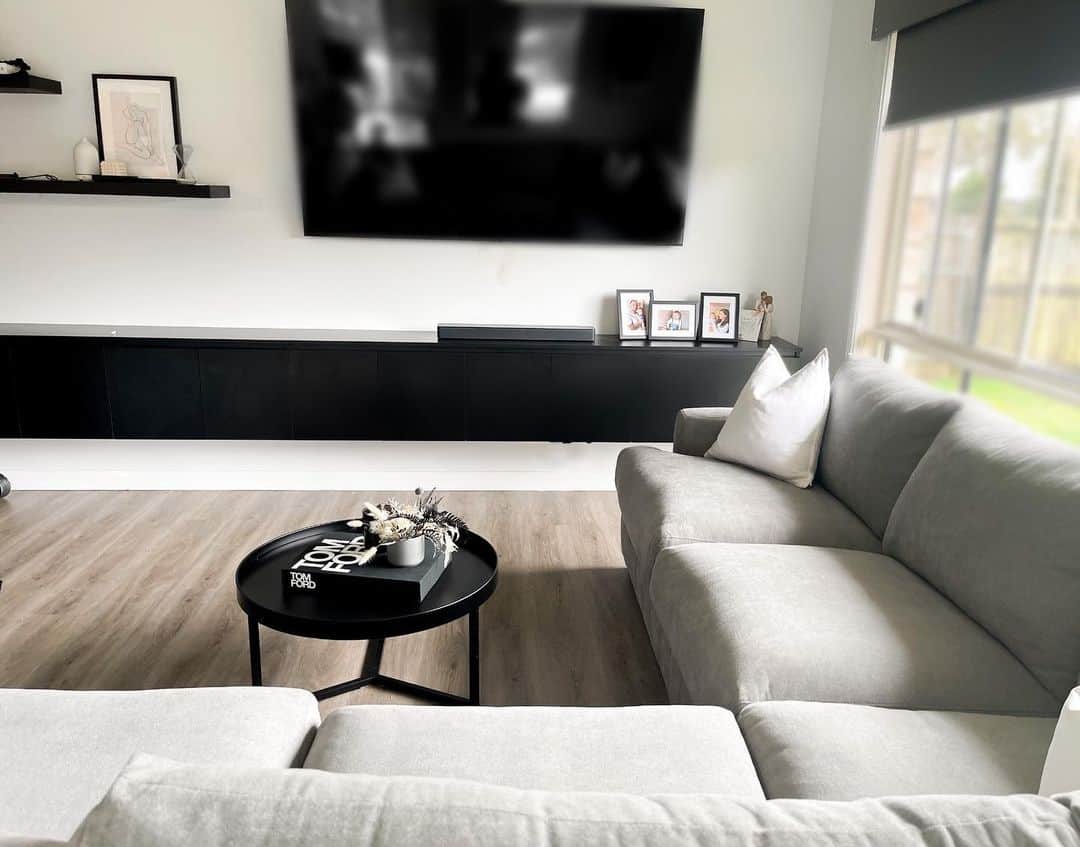 Modern Living Room In Black-and-White - Soul & Lane