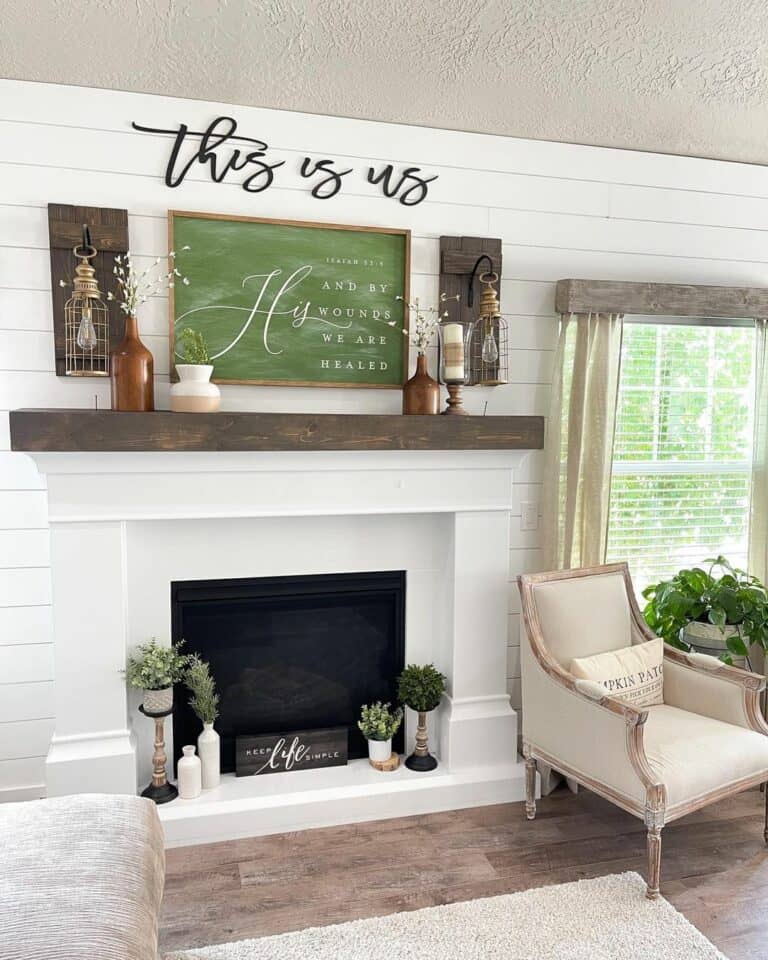 Modern Mantel Décor Ideas for Farmhouse