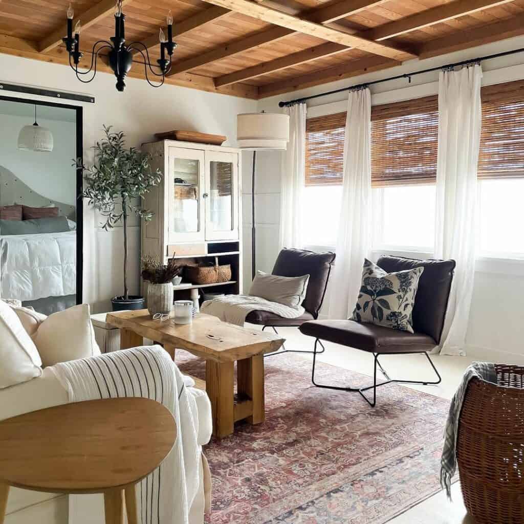 Modern Warm Farmhouse Living Room With Boho Décor
