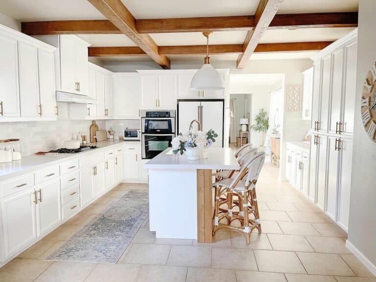 Modern and Fresh Kitchen Look