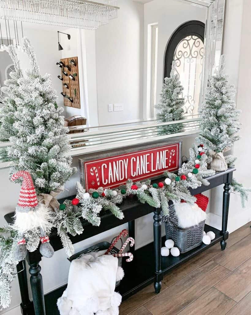 Monochromatic Entryway With Festive Christmas Décor