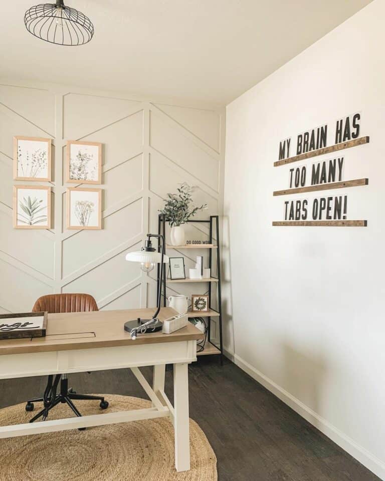 Neutral Office Décor Ideas With Herringbone Paneling