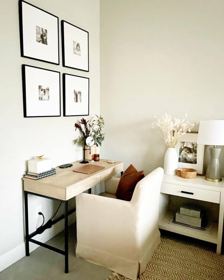 Neutral Space With Armchair Seating