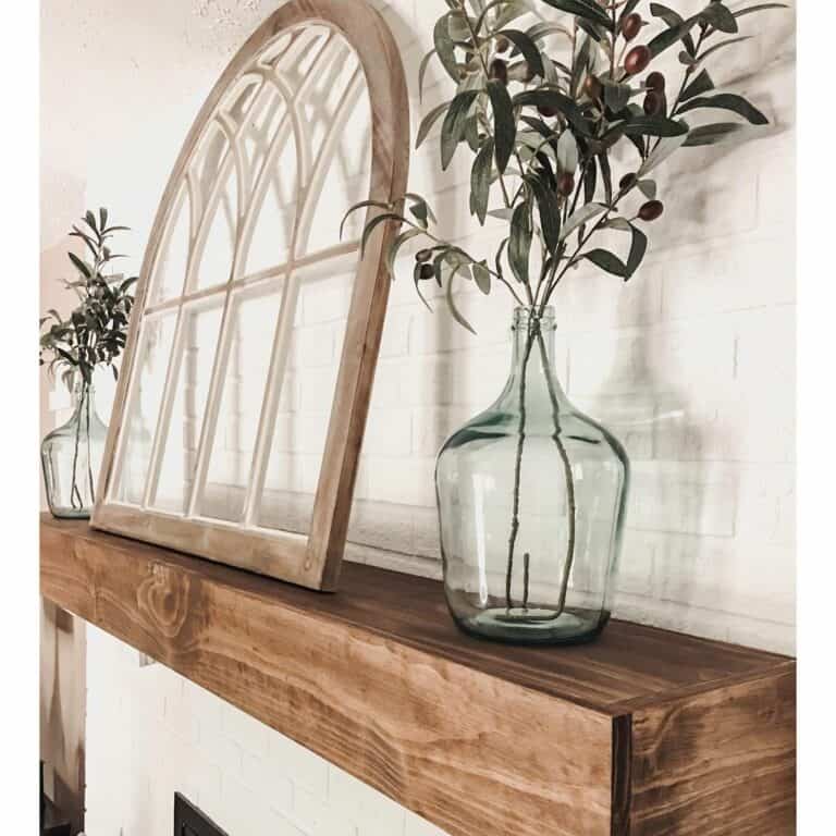 New Décor Ideas for Wooden Mantel