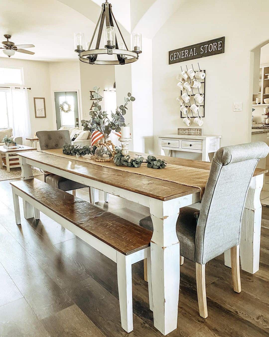 31 Tricks for Incorporating Farmhouse Dining Table Décor