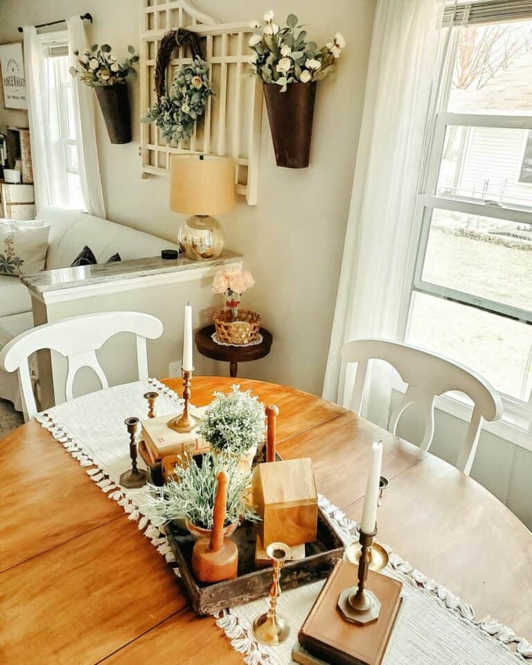 Open-concept Rustic Farmhouse Dining Room