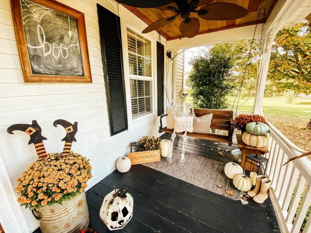 Outdoor Fall Chalkboard With Spooky Decorations