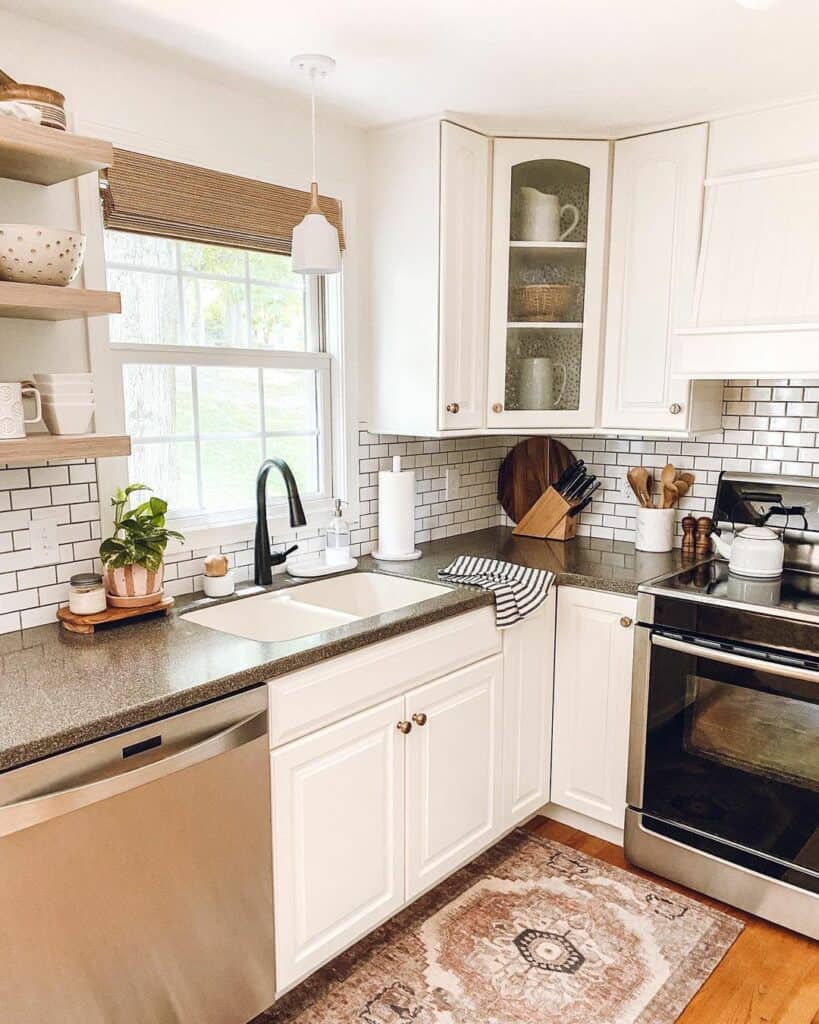 Overhead Corner Cabinetry Ideas for a Small Kitchen