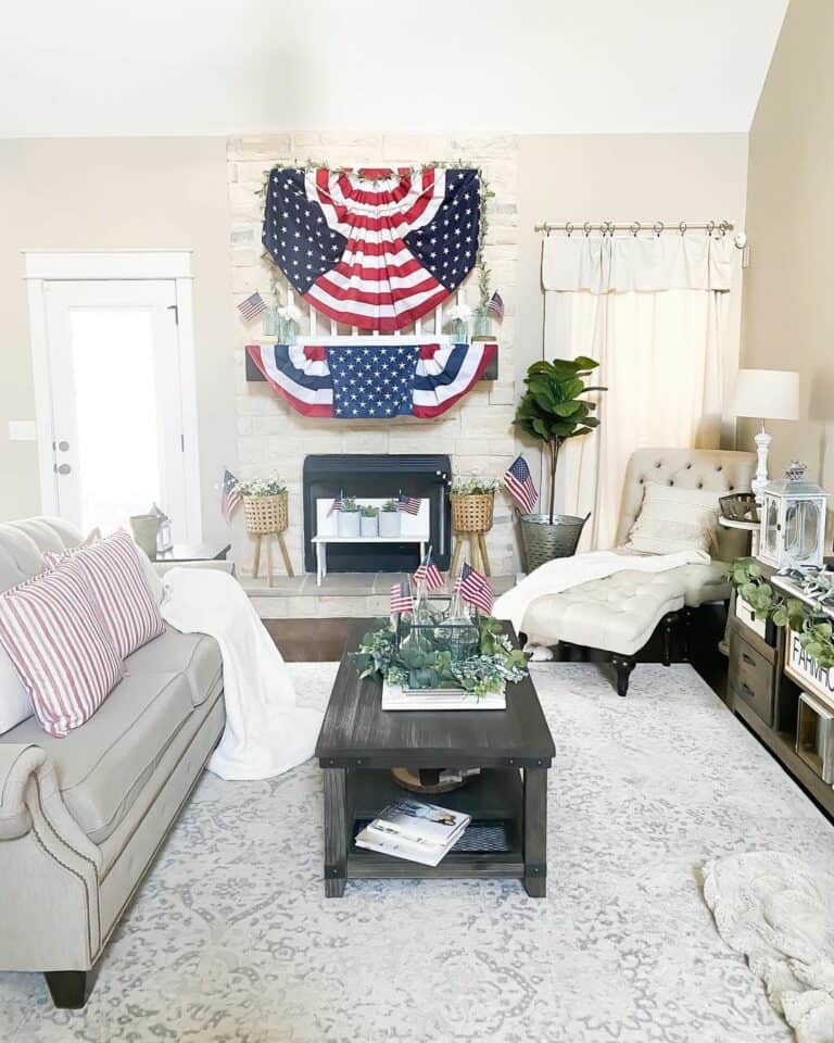 Patriotic Banner Ideas for Living Room Décor