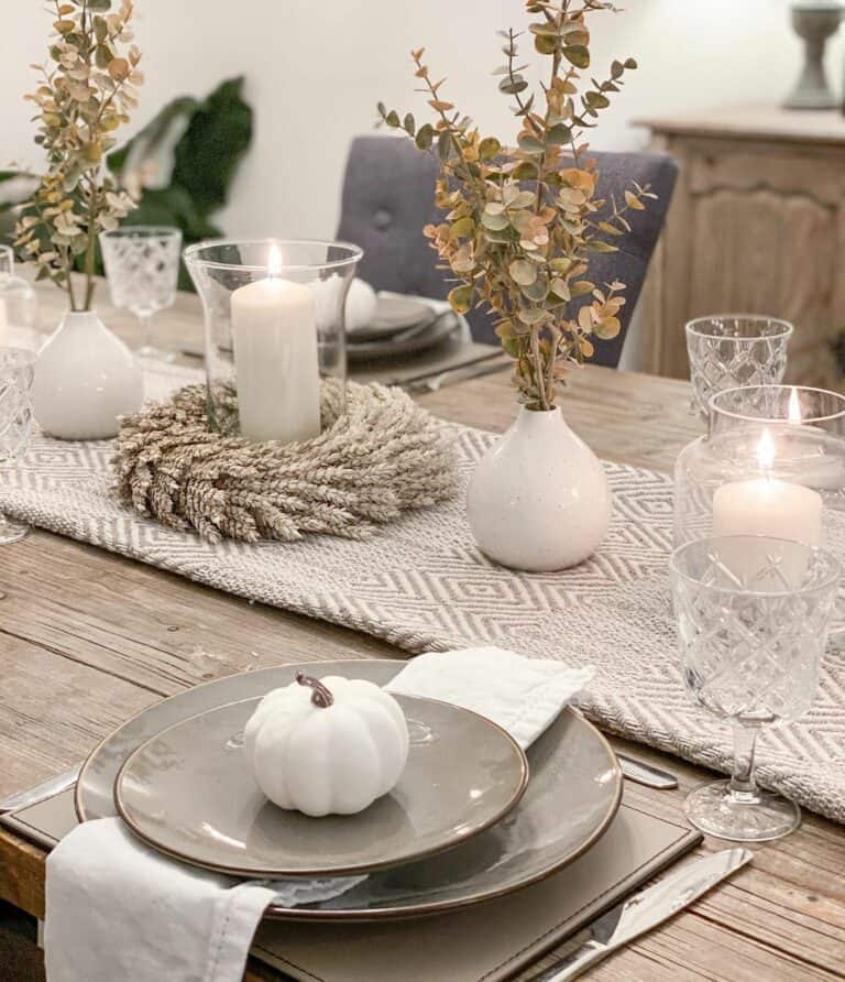Patterned Table Runner Ideas With Fall Décor