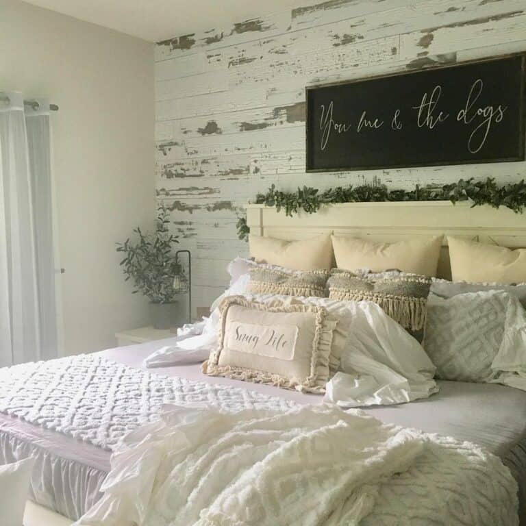 Romantic Farmhouse Styling for Bedroom