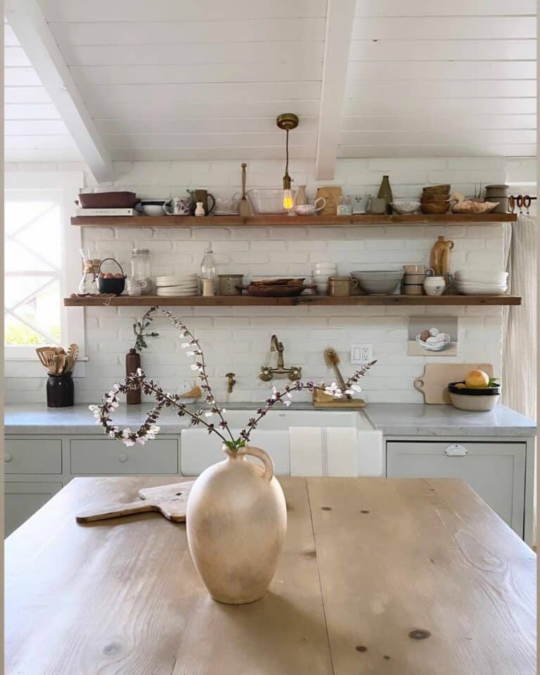 Decorating Shelves in a Farmhouse Kitchen