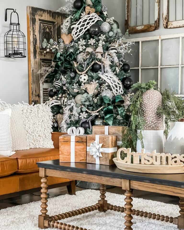 Rustic Living Room With Winter Decorations