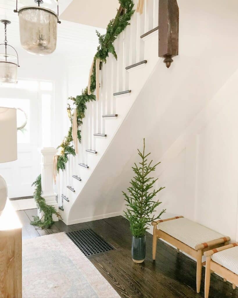 Rustic White-themed Entryway With Christmas Décor
