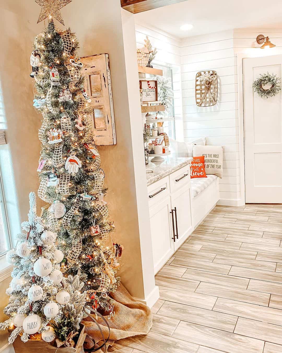 Skinny Christmas Tree With Farmhouse Décor Soul & Lane