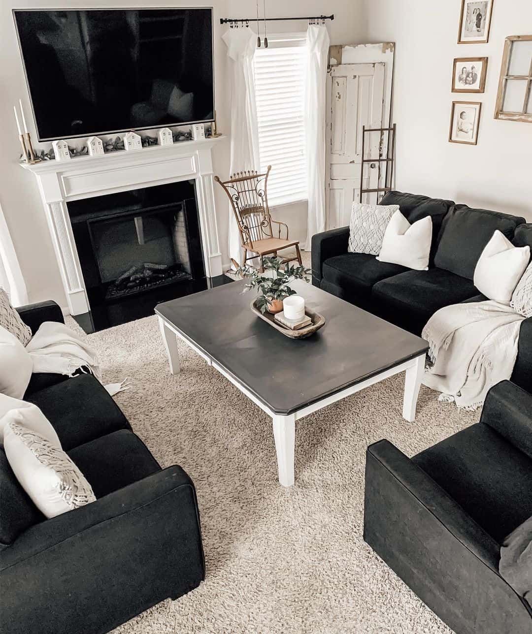 23 Small Living Room with TV Ideas to Maximize your Space
