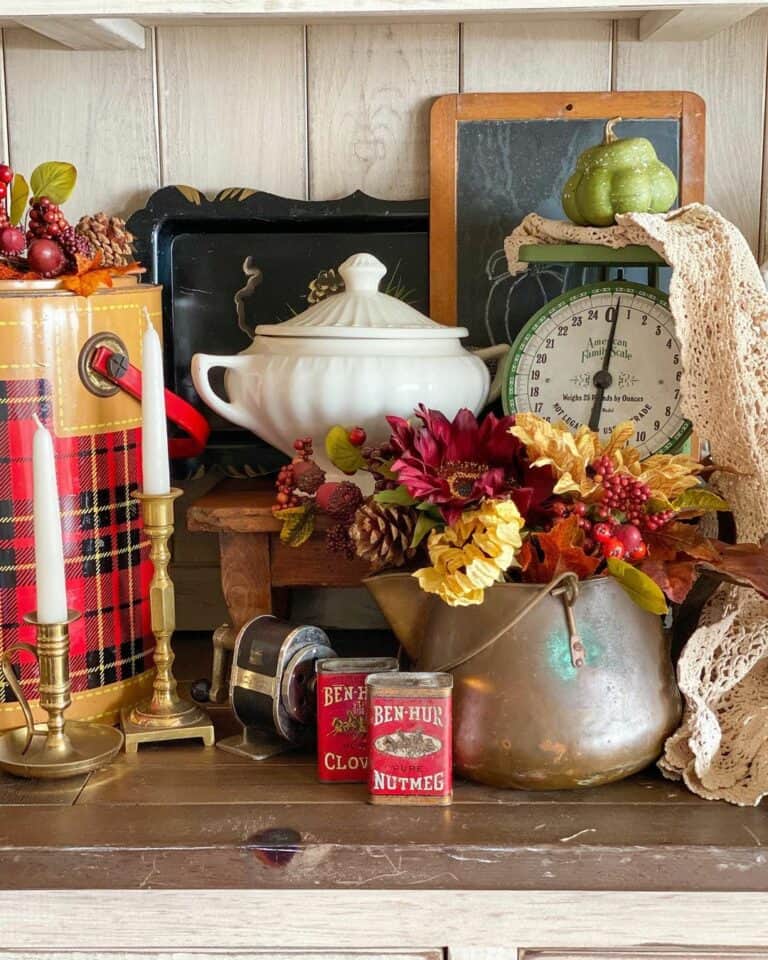 Small Fall Chalkboard With Vintage Décor