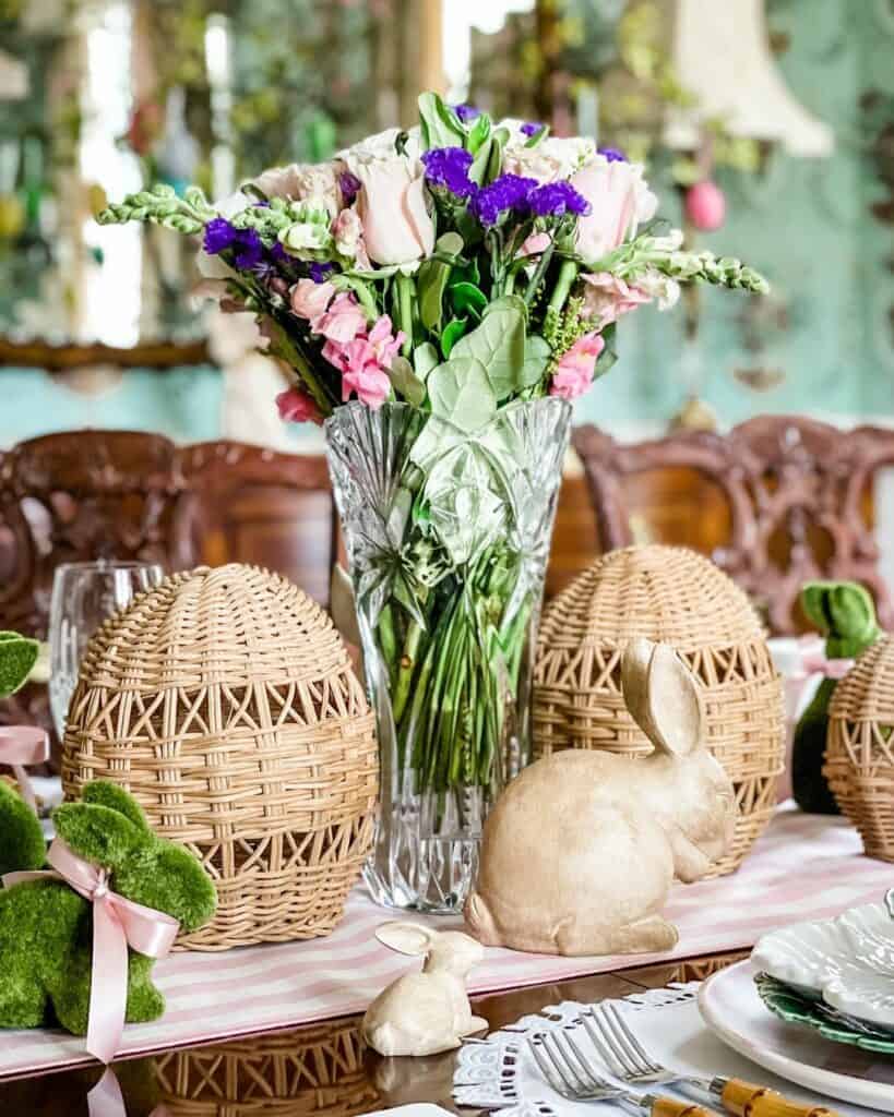 Spring Bouquet and Rabbit Ornament Table