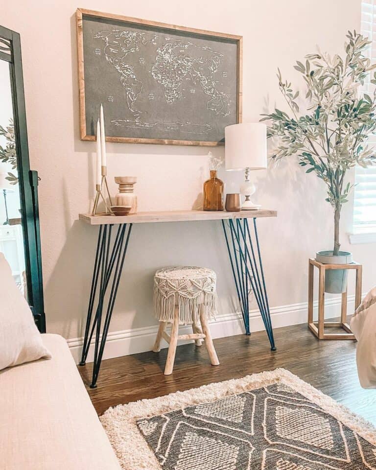 Traveler Styling for Boho Lounge
