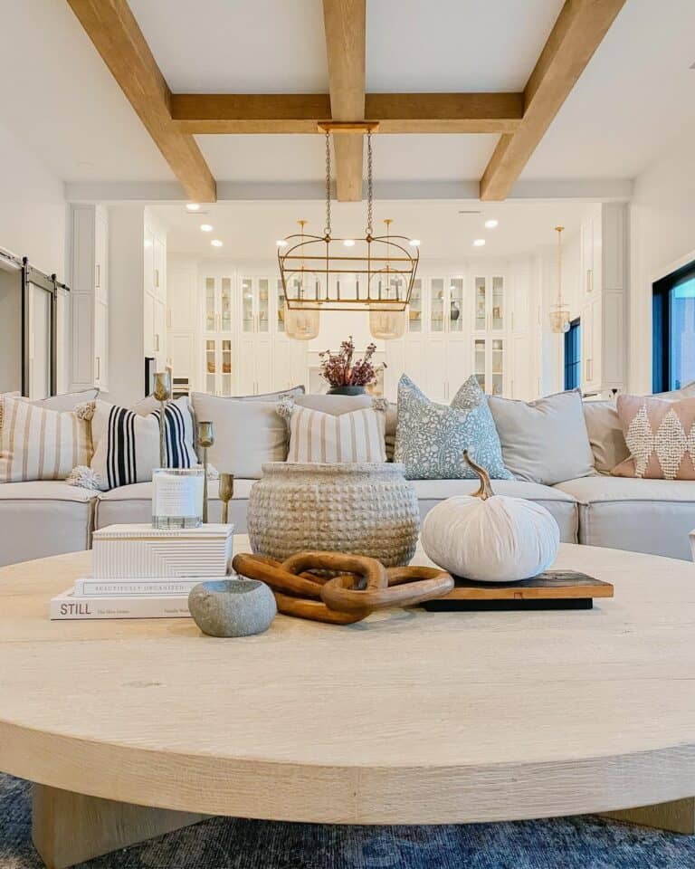Unique Fall Coffee Table Décor