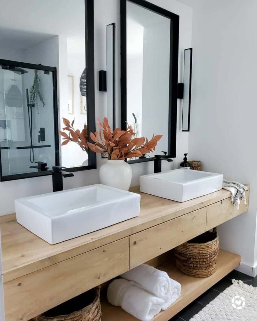 Vessel Sinks on Wall-mounted Vanity