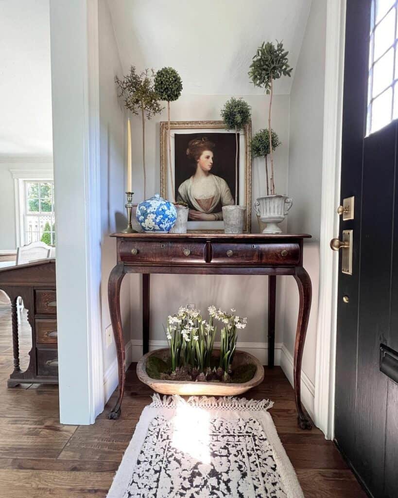 Antique entryway table discount