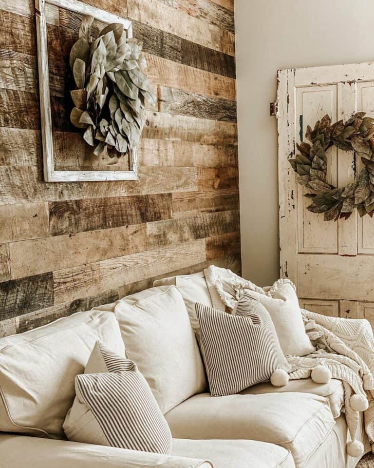 Vintage Styling for Farmhouse Lounge